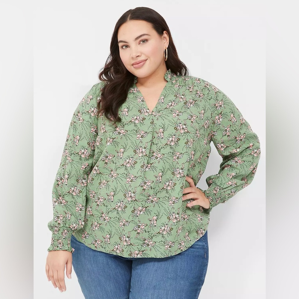 Lane Bryant Green Floral Smocked V-neck Popover Blouse 26/28 Long Sleeve NWT